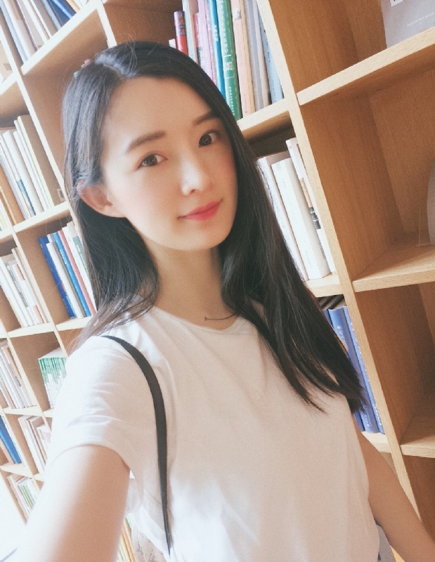 Dan婷的第二张照片--香港认干亲服务网