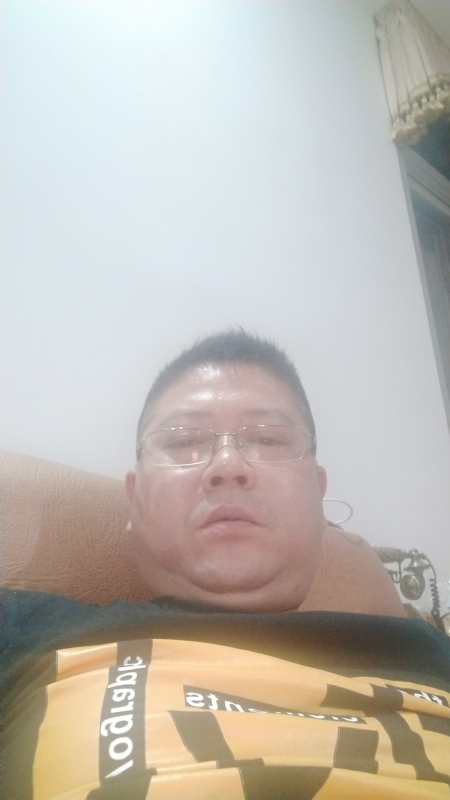 阿明的第一张照片--香港认干亲服务网