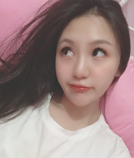 洒洒的第一张照片--香港认干亲服务网