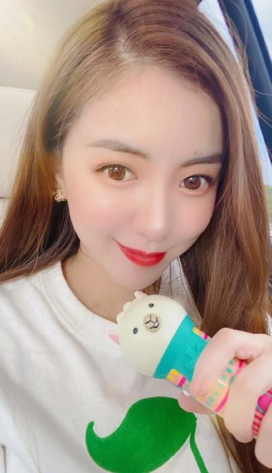 一粒沙的第一张照片--香港认干亲服务网