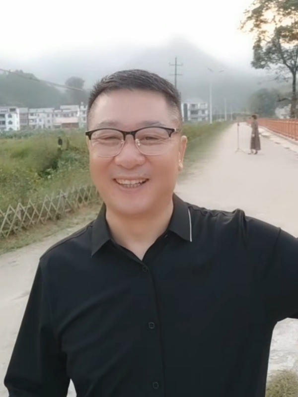 在這裡等你的第一张照片--香港认干亲服务网