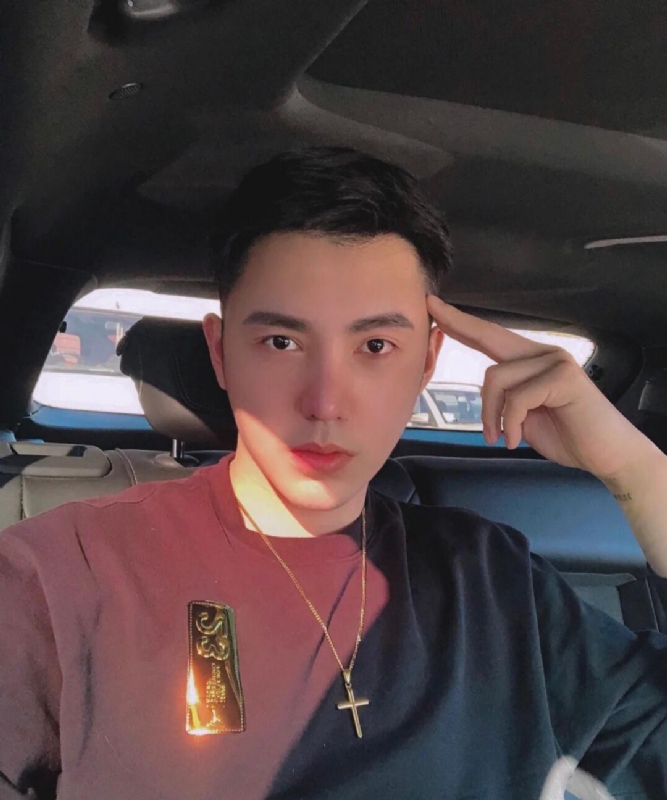 陈宇文的第一张照片--香港认干亲服务网