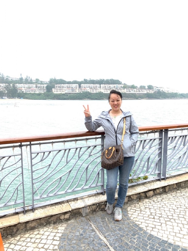 梅子的第二张照片--香港认干亲服务网