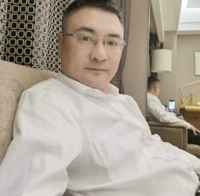 追逐的第二张照片--香港认干亲服务网