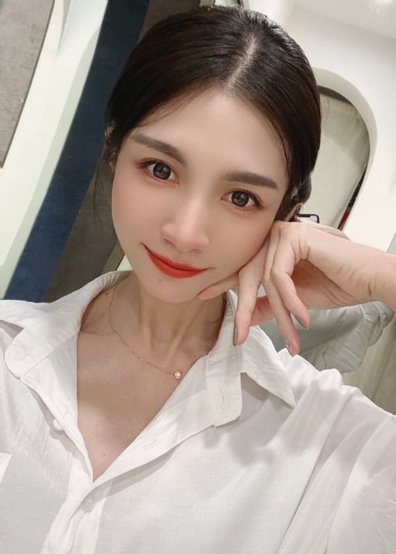 Anna的第一张照片--香港认干亲服务网